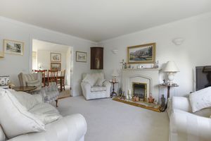 Sitting room- click for photo gallery